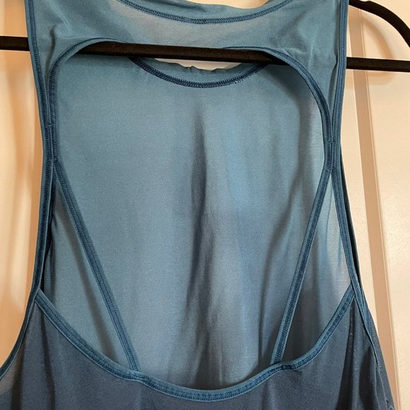 LULULEMON Sheer Ombre Workout Tank with Cut Out Back - Picture 2 of 6